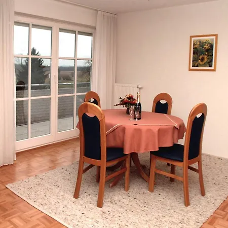 Apartment Gaestehaus Zum See Mit Balkon Bad Buchau